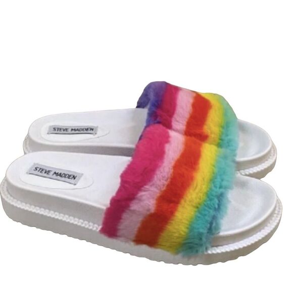 STEVE MADDEN NWT Rainbow Faux Fur Platform Slides 8 - Picture 1 of 4